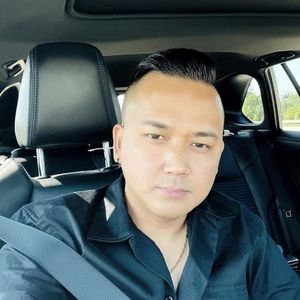 Meet your Posher, Duy tuan